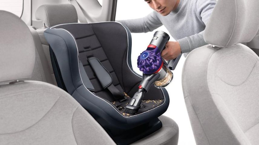 Как почистить салон автомобиля